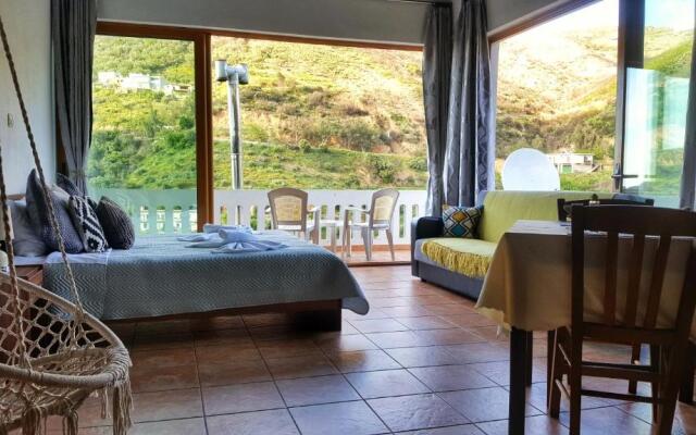 Lefteris Rooms