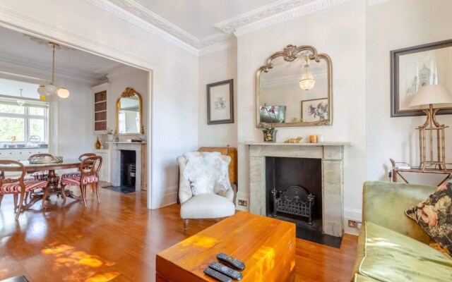 Stunning 3 Bedroom Home in Islington