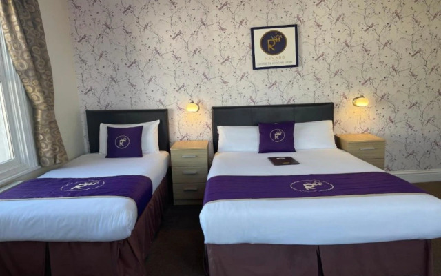 Revado Hotel
