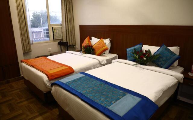 Hotel Om Palace,Ajmer Road,Jaipur