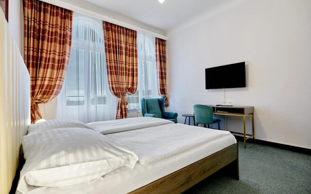 Hotel Maxim