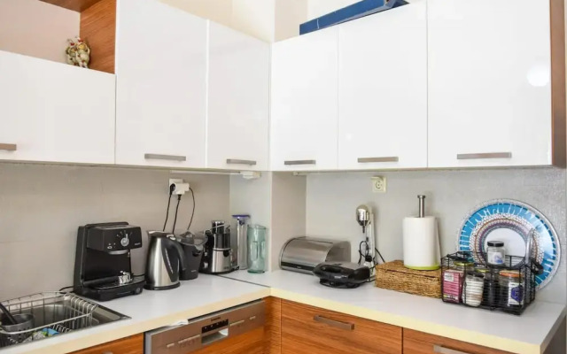 Rio Suburban Escape - A Luxurious Retreat