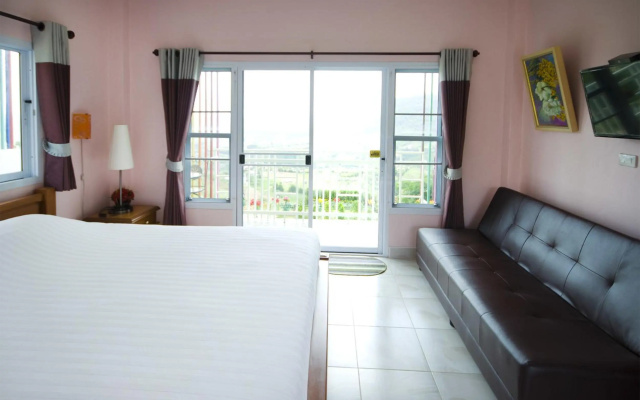 Viewpoint Khaokoh Hotel