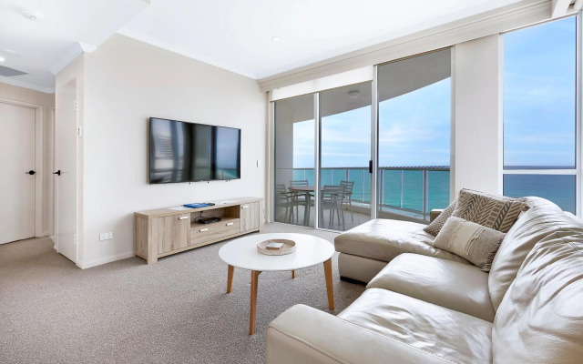 Pacific Views Resort