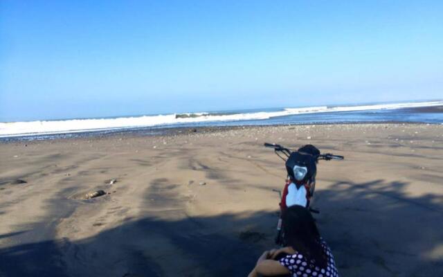 Dikaloha Surfcamp Bali