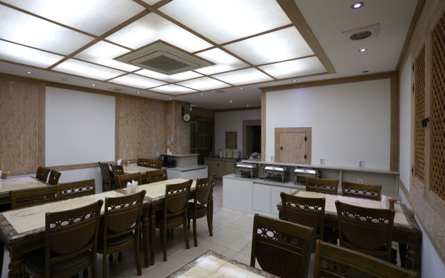 Dongtan Bell Hotel