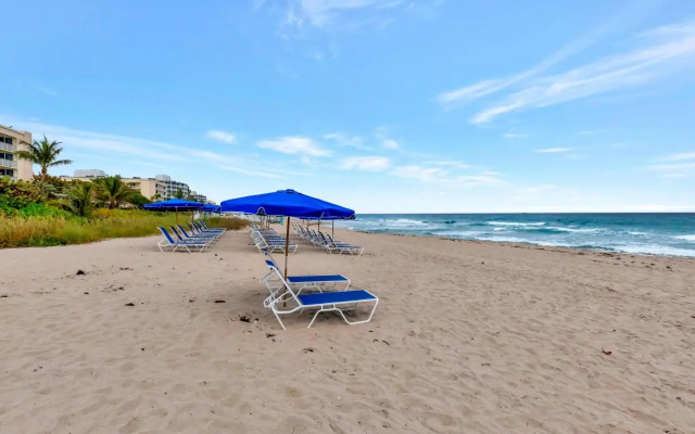 Tideline Palm Beach Ocean Resort and Spa