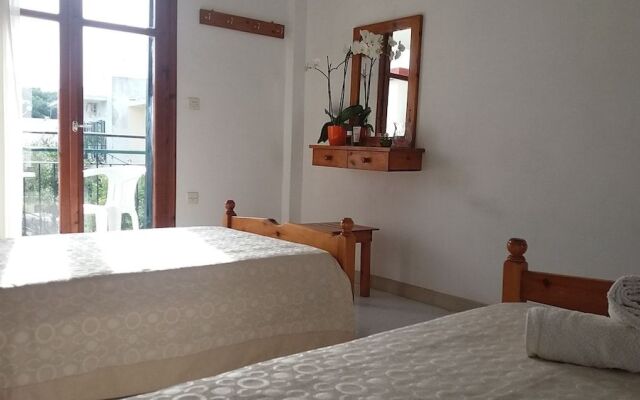 Maria's Apartments