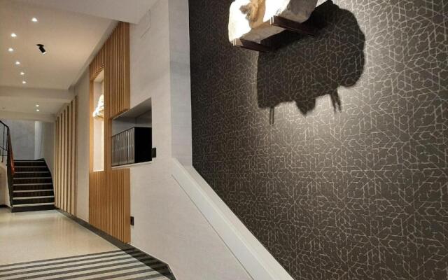 Apartamentos Celestina by gaiarooms