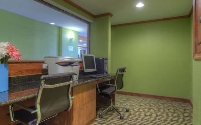 Quality Inn & Suites