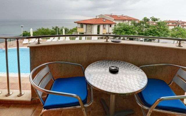 Lalov Egrek Hotel