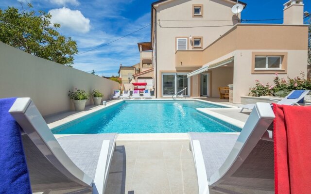 Villa Grannys House