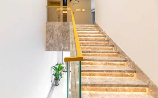 Su Shi Light Luxury Hotel (Shanghai Wujiaochang Fudan University Branch)