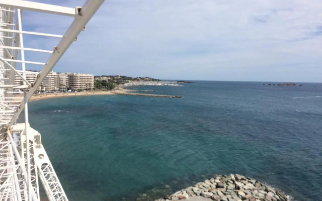 80pa111 Port Fréjus