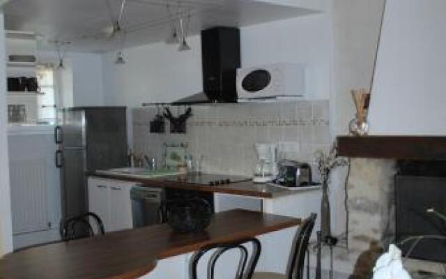 Aux Fleurs de Cerises