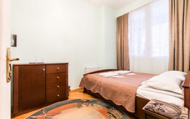 Freedom Square Apartment With View