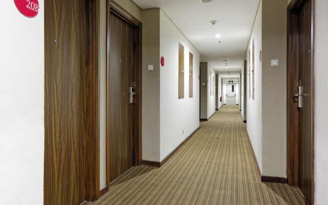 Atrium Premiere Hotel
