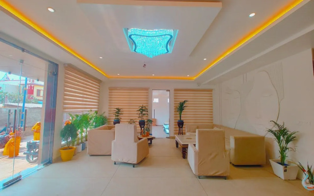 Sitaynam Hotel & Resort-Infront RAM Temp