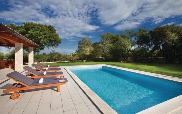 Stunning Home in Labin With Wifi and 4 Bedrooms