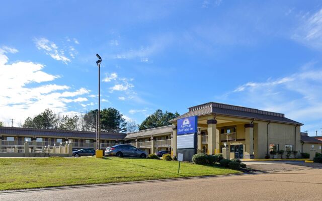 Days Inn & Suites by Wyndham Byram