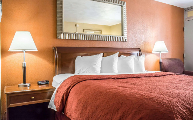 Ramada by Wyndham Rome / Verona