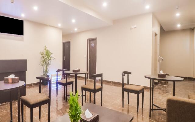 Townhouse 423 Amaraa Hotel