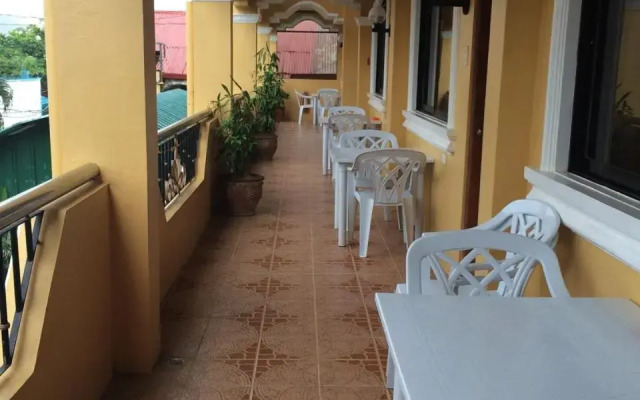 Sunrise Apartelle