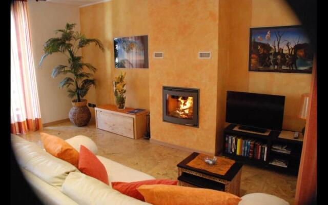 Gorgeous 1 double bedroom apartment