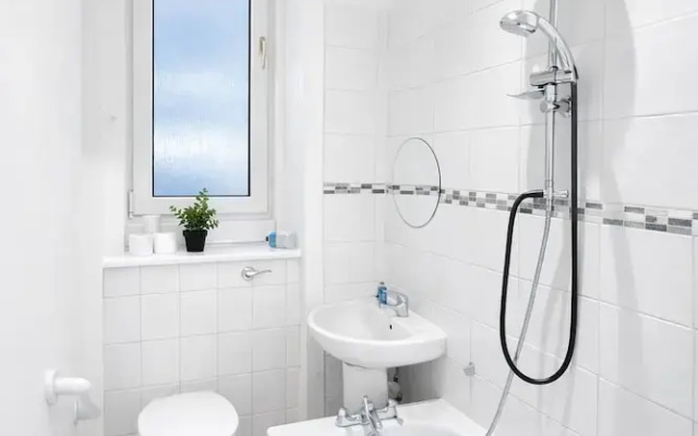 Spacious Easter Road 2BR Apartment