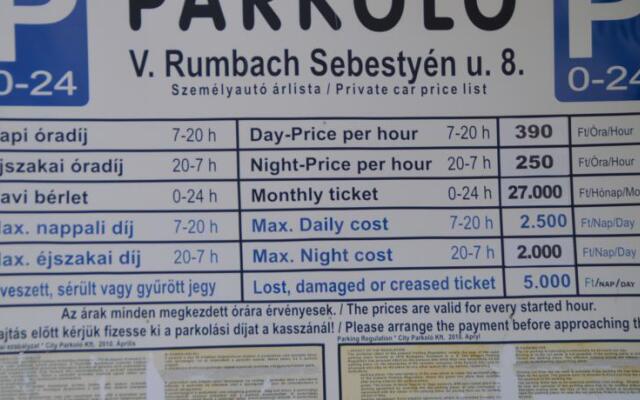 Rumbach Lux Apartments