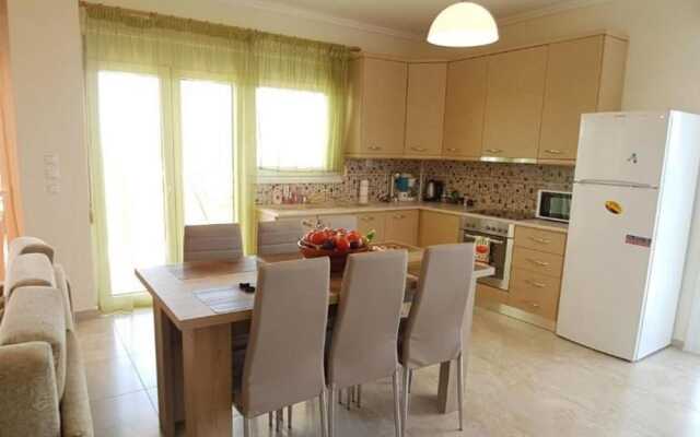 Villa Iris 2 by Travelpro Services- Agios Mama