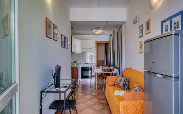 Frontline Beach 16 - B3 - Near To The Sea