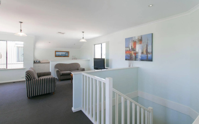 Seahaven Villas by Rockingham Apartments