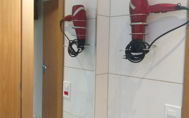 Apartamento com piscina e churrasqueira em Ubatuba