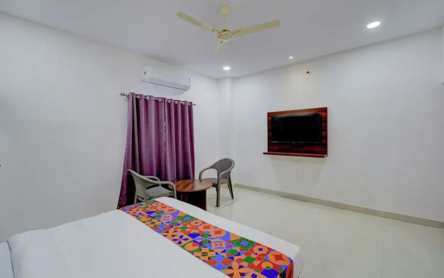 Fabhotel Yagna Grand