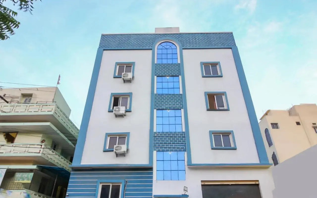 Collection O 18725 Hotel Hillside