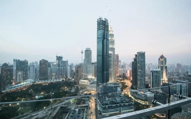 Luxury Suites KLCC Binjai 8 by uBook