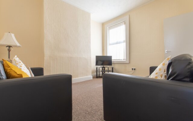 Charming 4-bed, Pet Friendly House in Liverpool