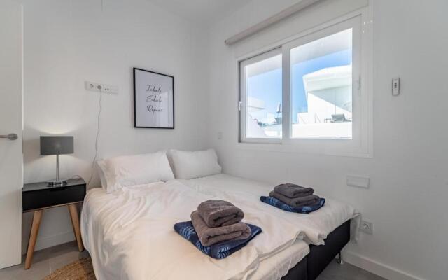 51-Apartment With Stunning Views in Fuengirola