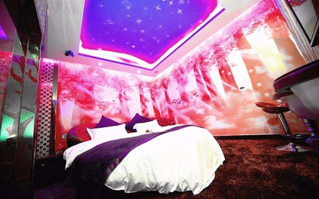 Suzhou Tianhou Theme Hotel