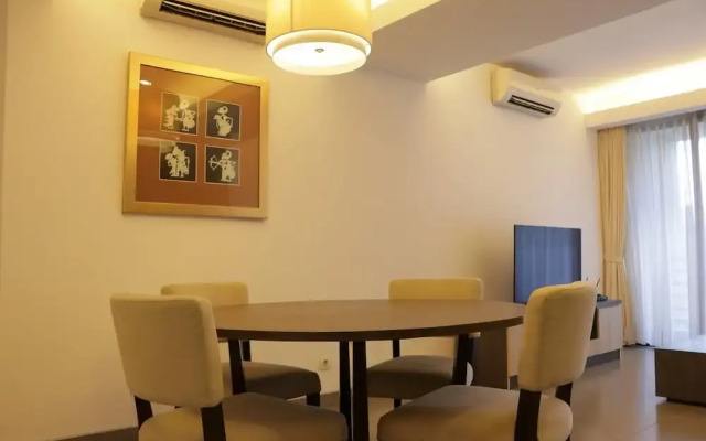 Elegant And Spacious 2Br At Apartment Simprug Park Residences