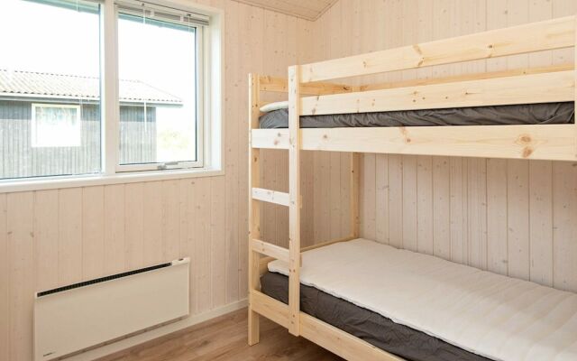 Lush Holiday Home in Glesborg With Terrace
