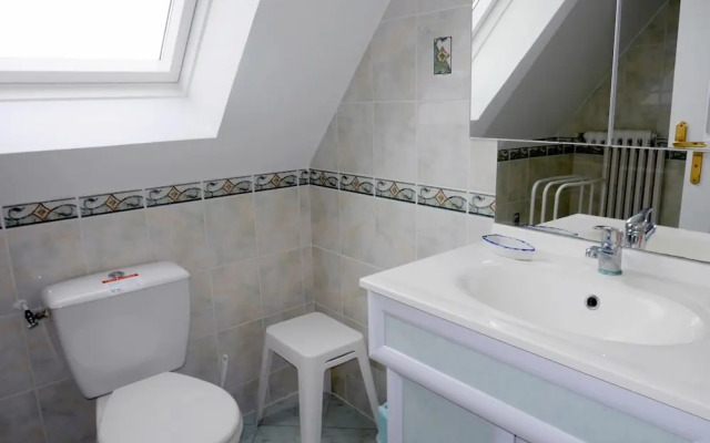 Holiday Home in Plouarzel Near Sandy Cove