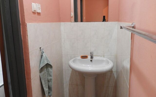 Nimohs' Holiday Home Mccarthy Hill Accra-ghana With Acs