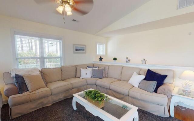 Southern Charm by Oak Island Accommodations