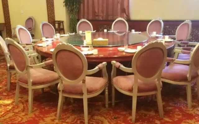 Sophie Rooland Hotel Wu Ke Song