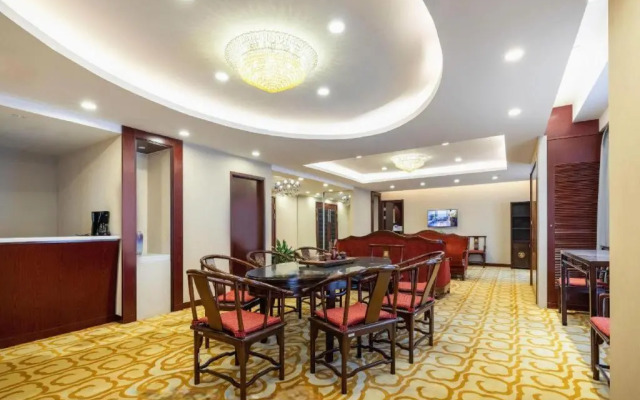 Nanjing New Century Hotel