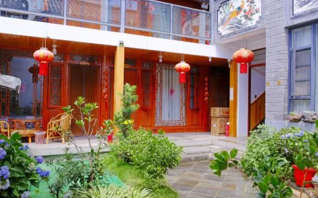 Dali Warm Country Homestay (Old Town Erhaimen)