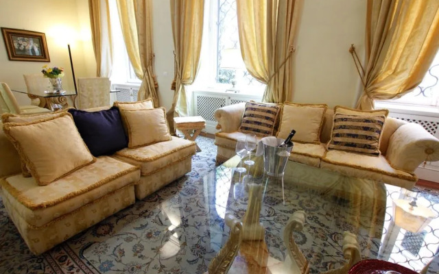 Sleep in Italy - SpanishSteps Apartments