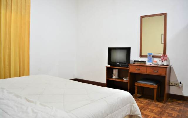 ZEN Rooms Basic Cipanas Km.78